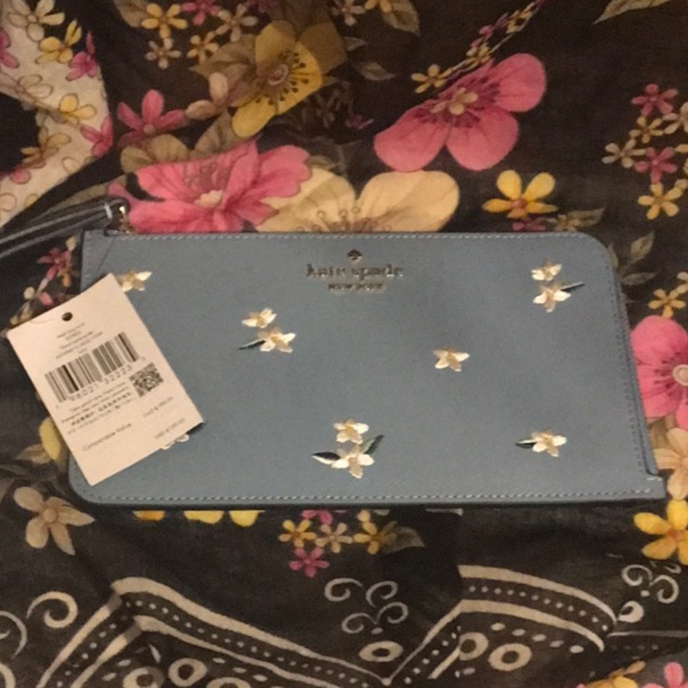 NWT Kate Spade Embroidered Floral Medium Wristlet NWT - Leather Slate Blue - Picture 12 of 13